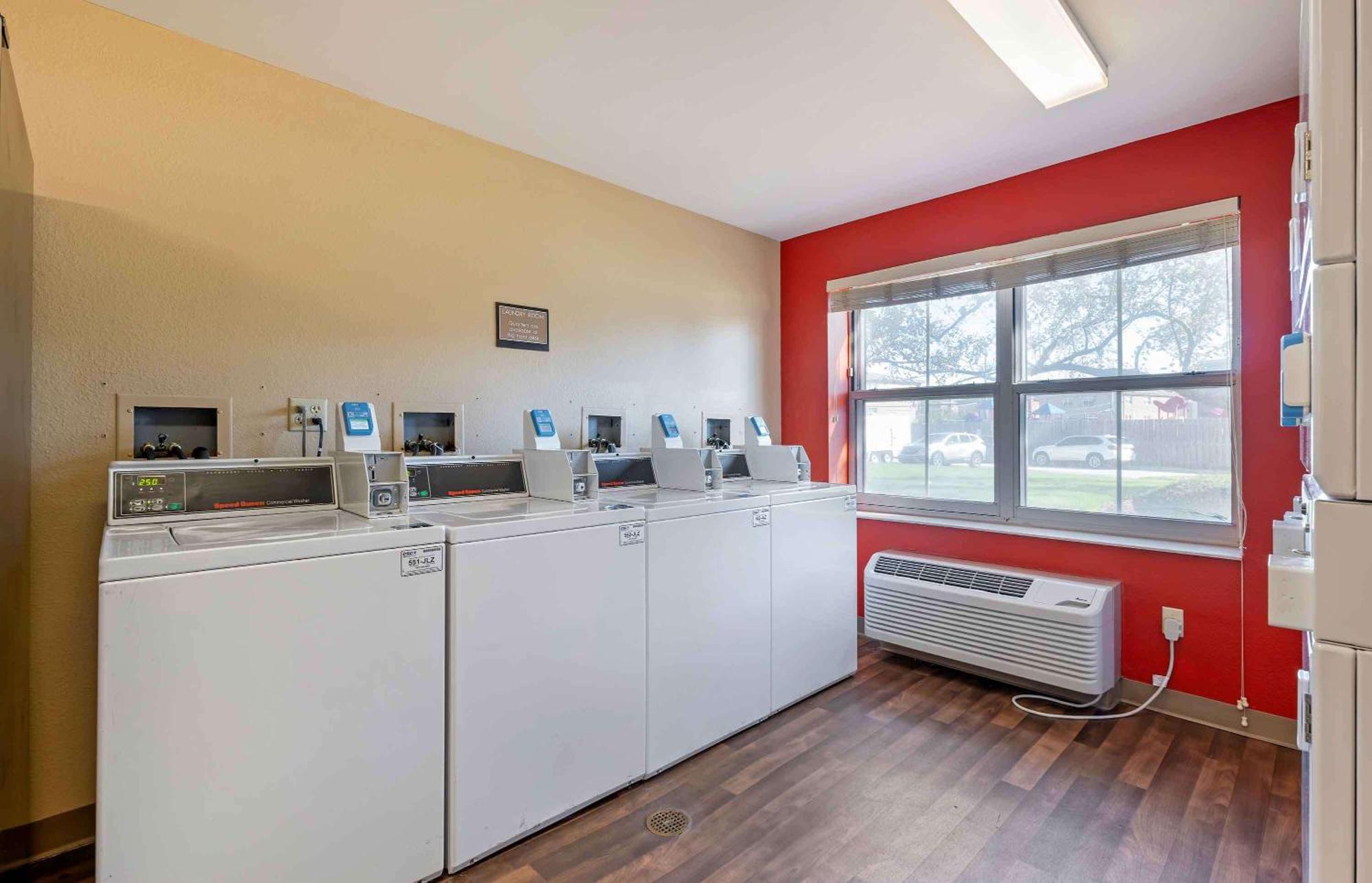 Extended Stay America Suites - Chicago - O'Hare - Allstate Arena Des Plaines Exteriör bild
