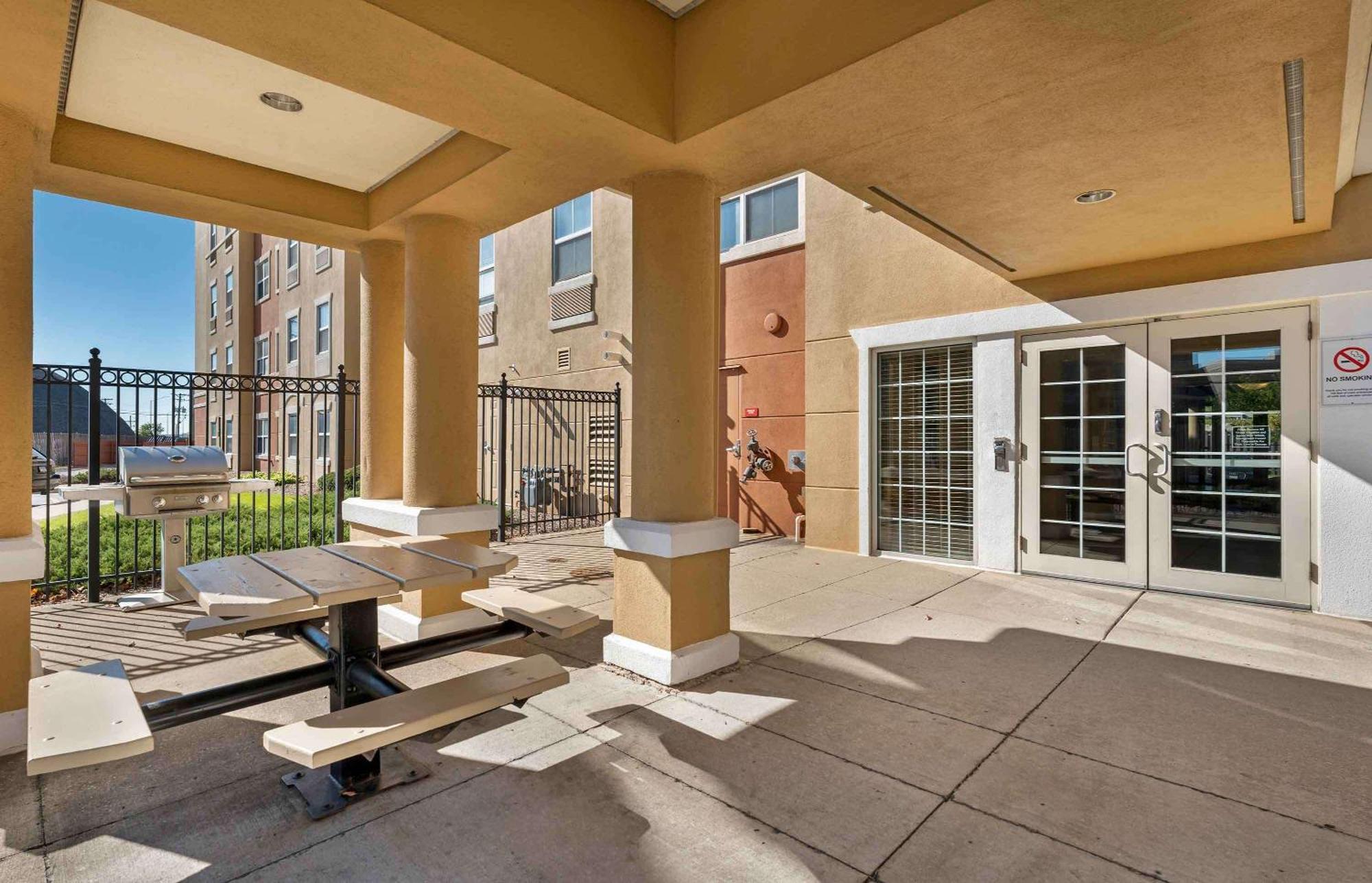 Extended Stay America Suites - Chicago - O'Hare - Allstate Arena Des Plaines Exteriör bild